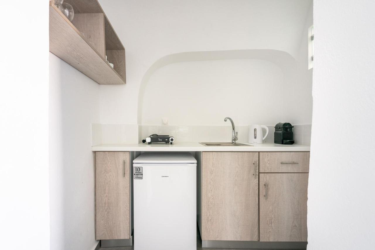 Oia Cave Loft Apartment Exterior photo