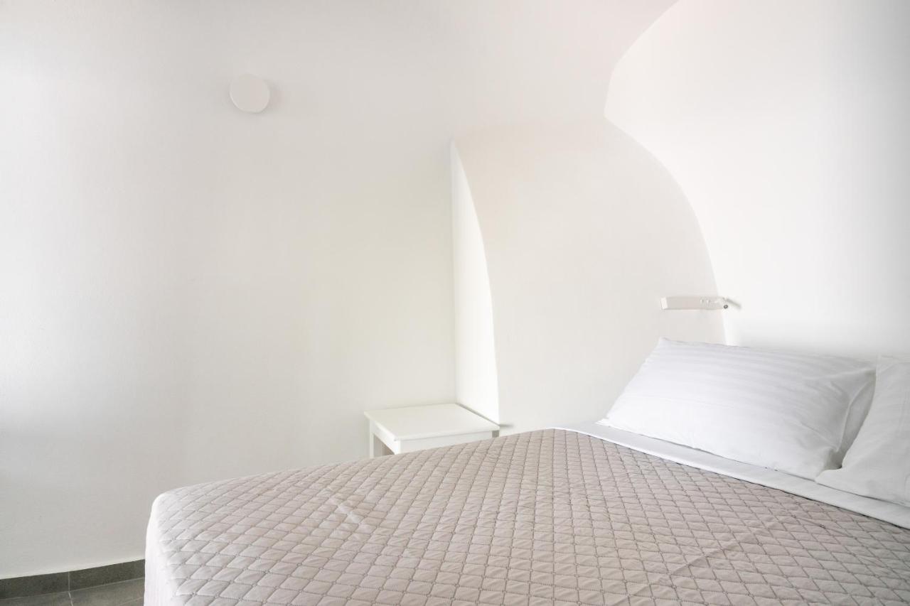 Oia Cave Loft Apartment Exterior photo